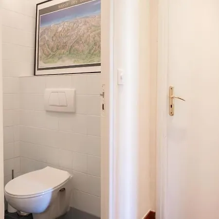 #27 Urban Ac 2 Bedrooms 10mins Walk Sea&old Town