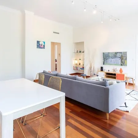 Apartment #27 Urban Ac 2 Bedrooms 10mins Walk Sea&old Town *
