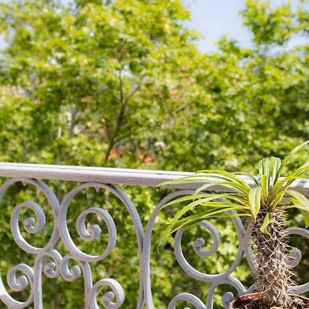 #27 Urban Ac 2 Bedrooms 10mins Walk Sea&old Town Apartment Nice
