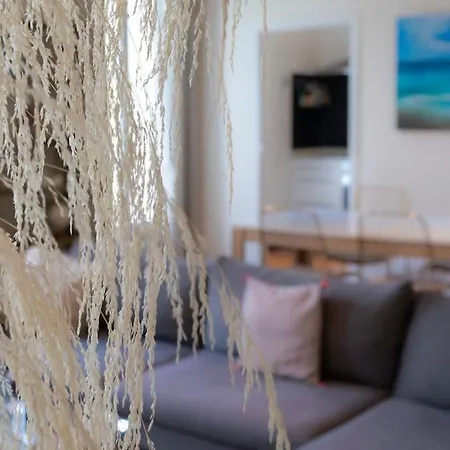 #27 Urban Ac 2 Bedrooms 10mins Walk Sea&old Town Apartment Nice