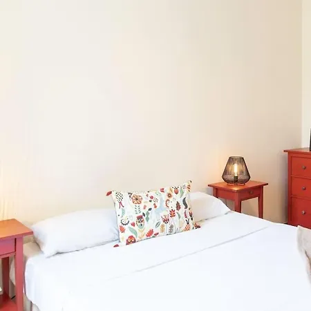 #27 Urban Ac 2 Bedrooms 10mins Walk Sea&old Town *