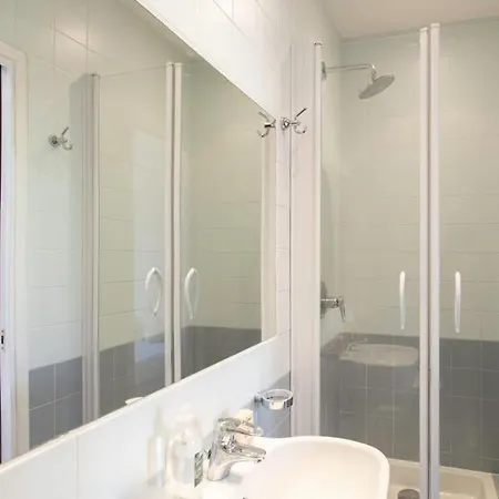 #27 Urban Ac 2 Bedrooms 10mins Walk Sea&old Town *