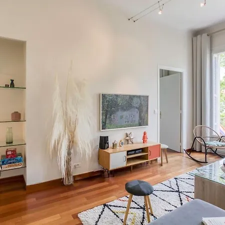 #27 Urban Ac 2 Bedrooms 10mins Walk Sea&old Town Appartement *